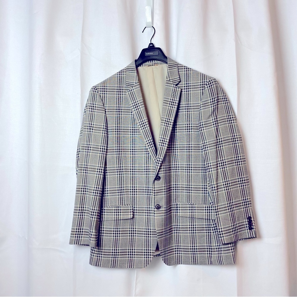 Haggar Sophisticated Black and Grey Plaid Men’s Lined Sport Coat